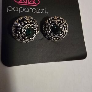 paparazzi Silver Filigree Emerald Green Button Earrings